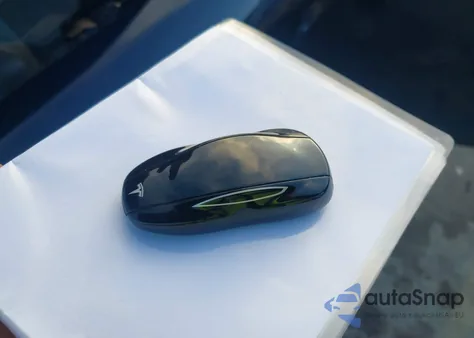 2014 Tesla Model S P85 из США, поврежденный, VIN 5YJSA1H18EFP35164